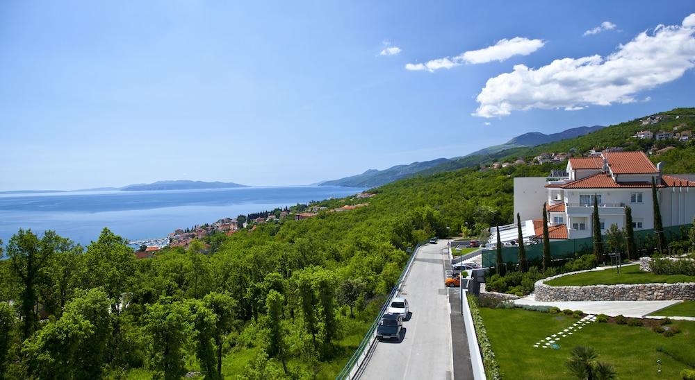 Hotel Laurus - Liburnia Опатия Экстерьер фото