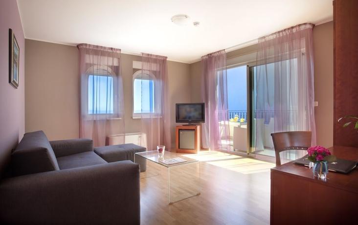 Hotel Laurus - Liburnia Опатия Экстерьер фото
